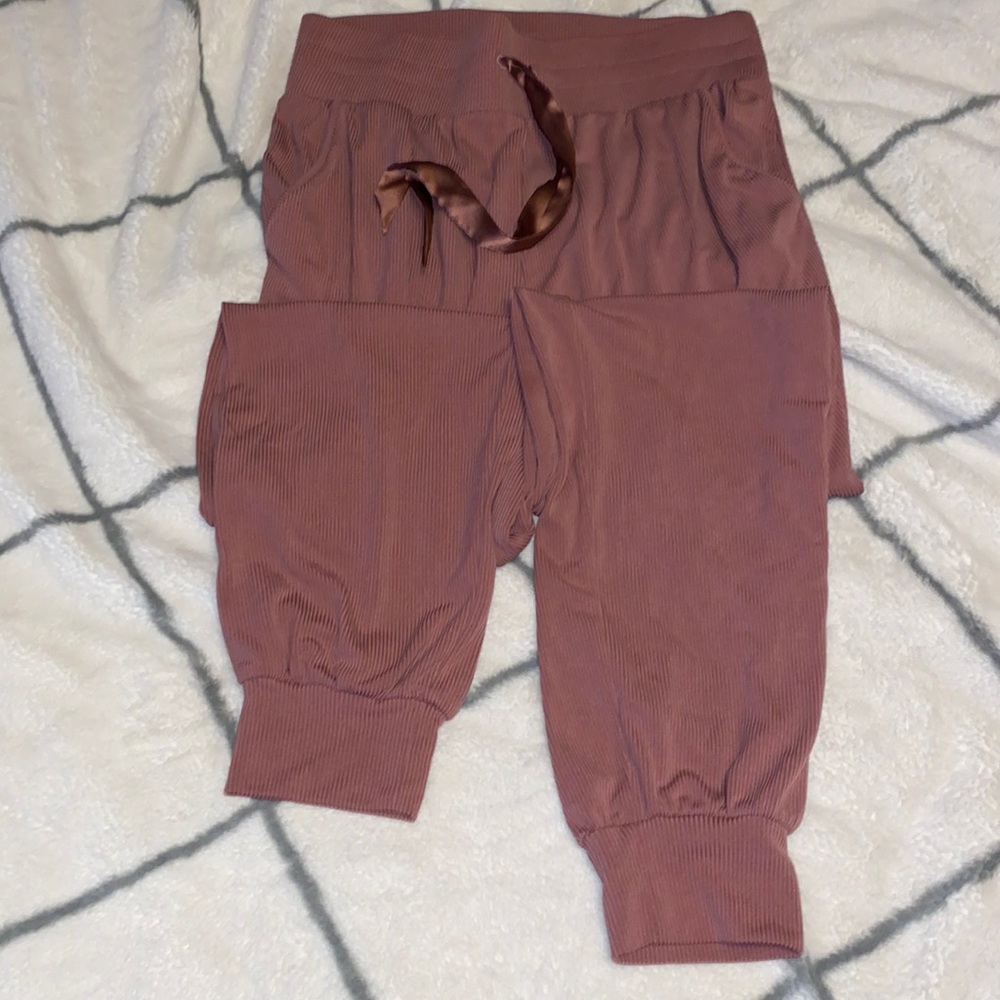 Soft VS pants! With pockets!